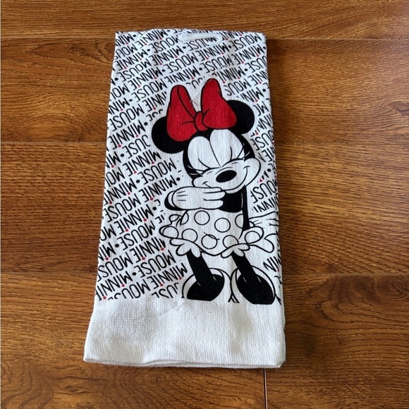 Disney Minnie Mouse Kitchen Towel - Picture 2 of 2